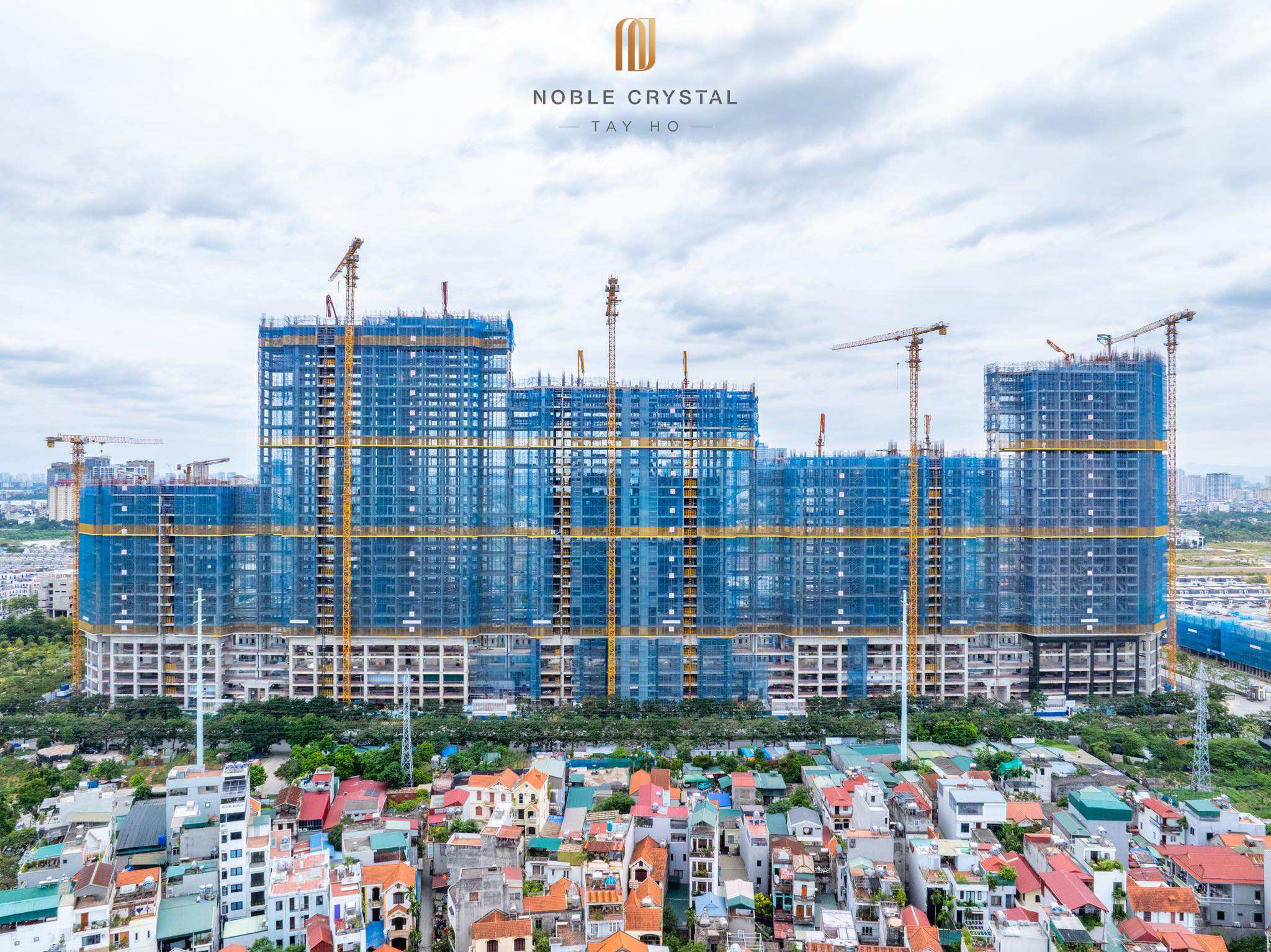 Tiến độ Noble Crystal Tháng 11/2025, tòa S2 chuẩn bị cất nóc